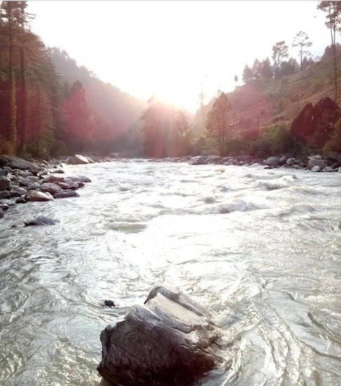 river in kasol