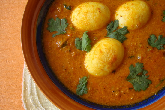 Hyderabadi Egg Curry